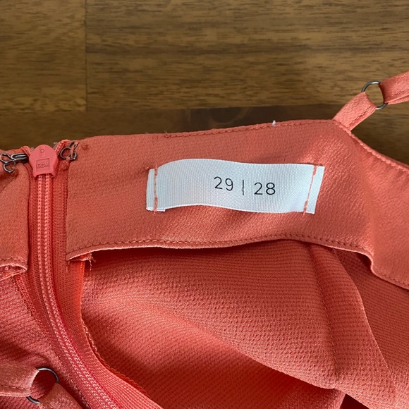 The latest scoop- Summer party dress - Picture 4 of 6